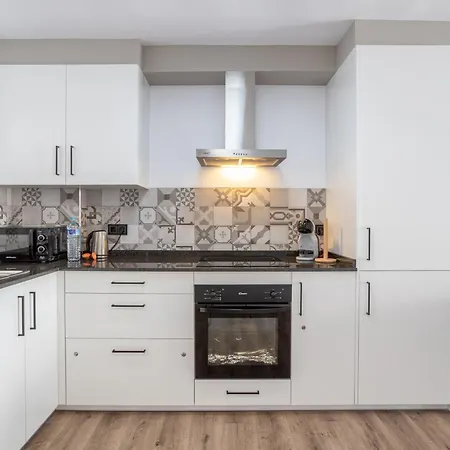 Stylish With Sea View