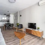 Апартаменты Stylish With Sea View *